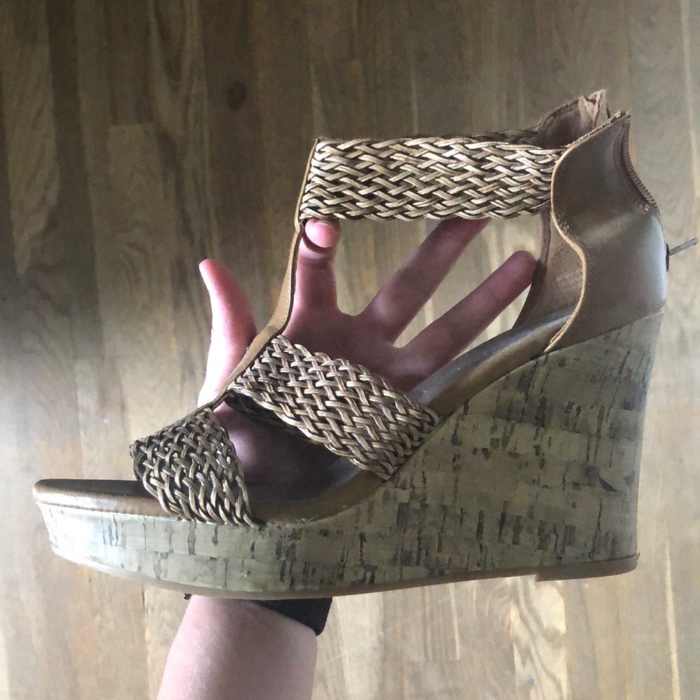 Wedged heel sandals